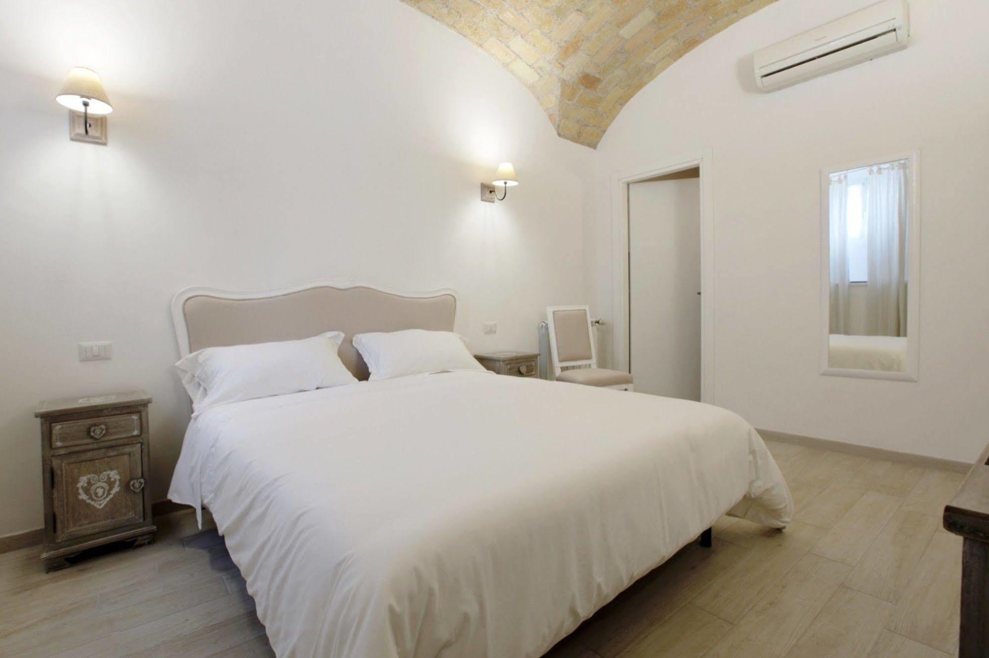 Suite Maggiore Rom Exteriör bild